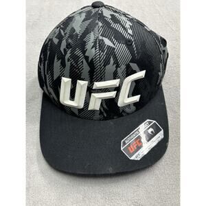 UFC Venum Snapback Hat Cap Gray Camouflage Authentic MMA Fight Night Adjustable